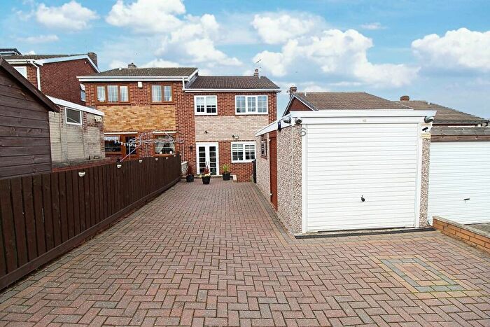3 Bedroom Terraced House For Sale In Snowdon Way, Brinsworth, Rotherham, S60