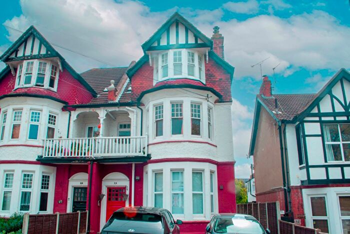 1 Bedroom Flat To Rent In Palmerston Road, Westcliff-On-Sea, SS0