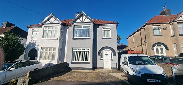 3 Bedroom Semi-Detached House To Rent In Stonebridge Park, Bristol, BS5
