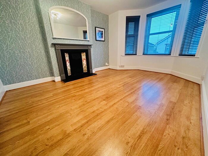 2 Bedroom Flat To Rent In Latimer Road, Bournemouth, BH9