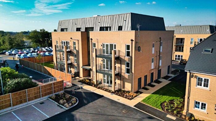 2 Bedroom Apartment For Sale In Croft Gardens, Dunnock Close, Knebworth, SG3