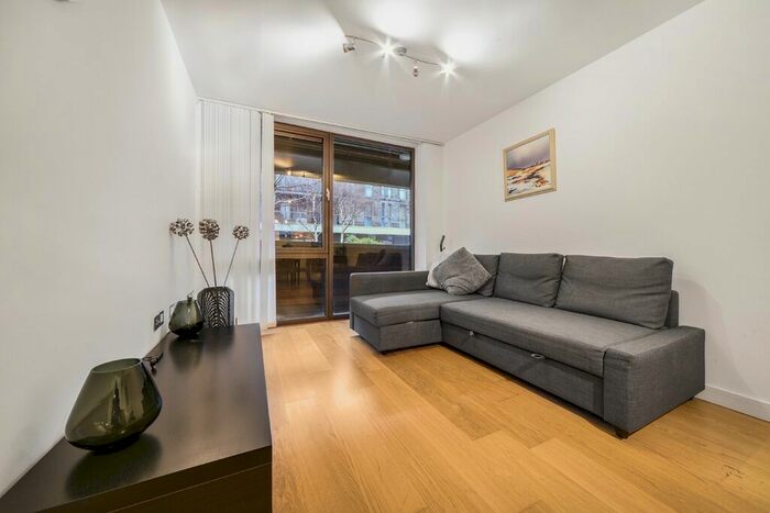 2 Bedroom Flat To Rent In Union Park, London, SE10