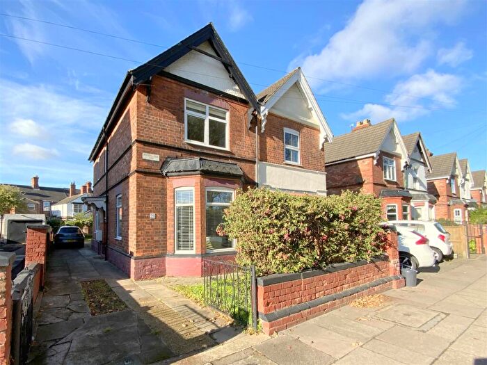 2 Bedroom Semi Detached House For Sale In Ainslie Street, Grimsby, DN32