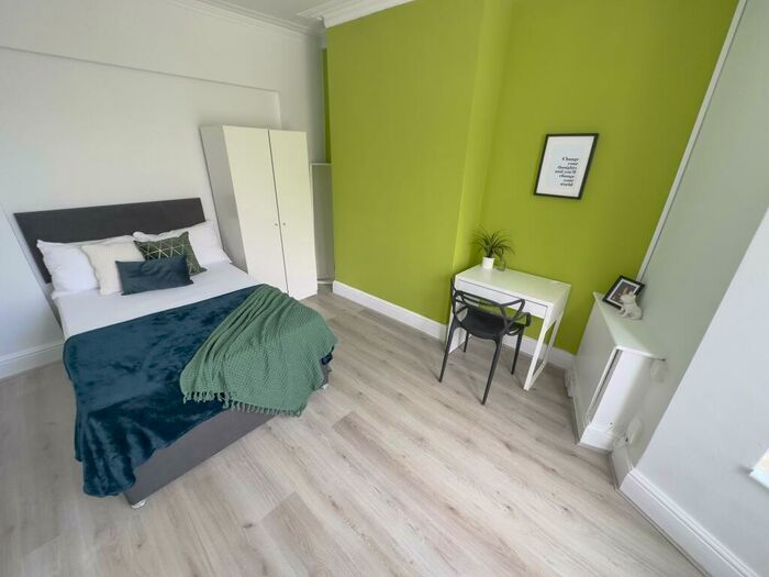 4 Bedroom Terraced House To Rent In Webster Road, L7