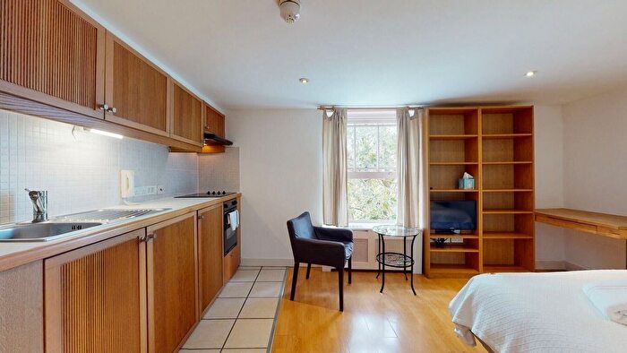 Studio To Rent In Cartwright Gardens, Bloomsbury, WC1H