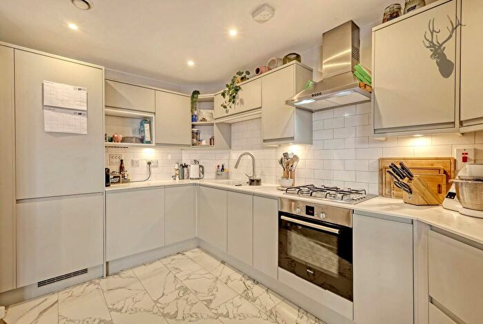 2 Bedroom Apartment To Rent In Heart Of Bow, Pancras Way, Bow, E3