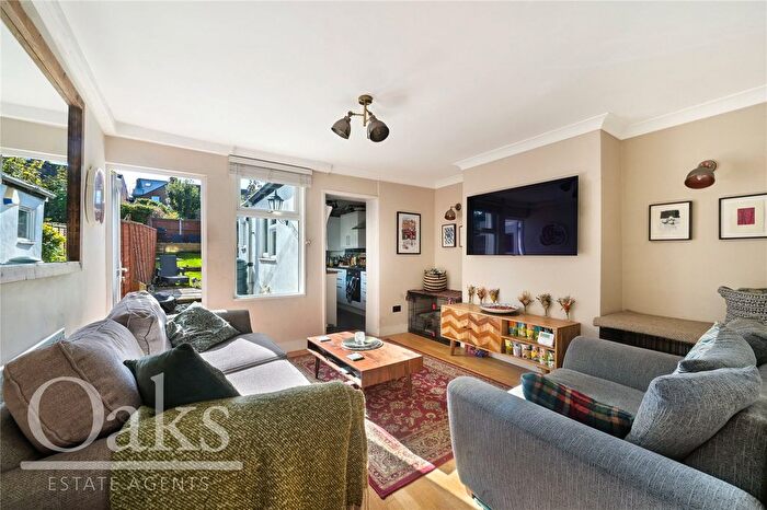 1 Bedroom Flat For Sale In Oval Road, East Croydon, CR0