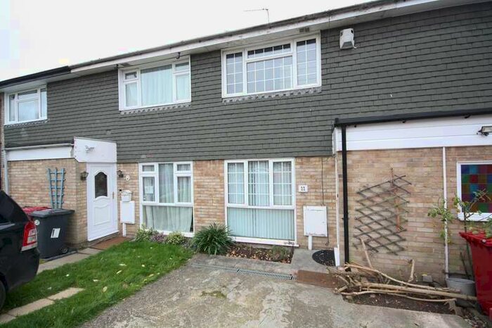 3 Bedroom House To Rent In Severn Crescent, Slough, SL3