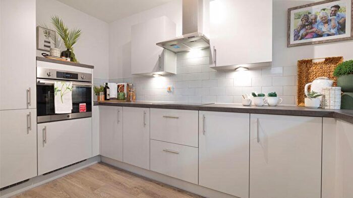 1 Bedroom Retirement Property For Sale In Dreton Lodge, Havant Road, Drayton, PO6