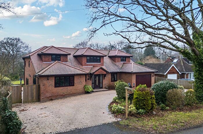 4 Bedroom Property For Sale In Upper Crabbick Lane, Denmead, PO7