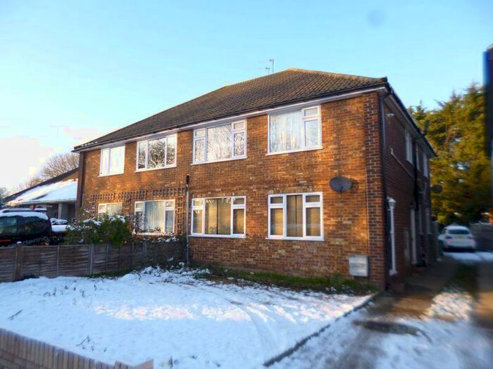 2 Bedroom Ground Maisonette To Rent In Red House Lane, Bexleyheath, DA6