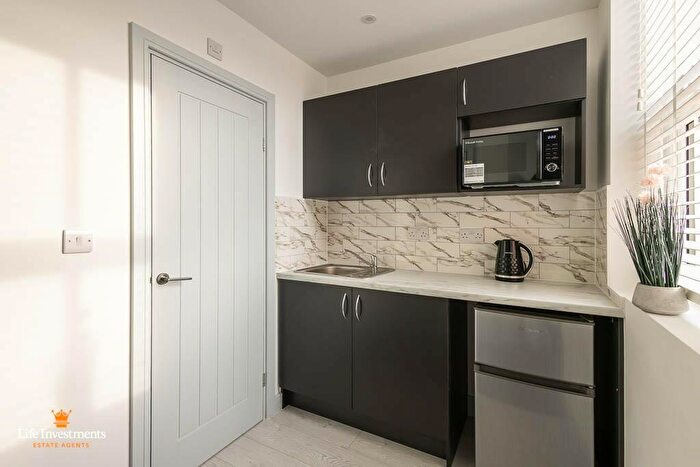 1 Bedroom House Of Multiple Occupation To Rent In Benn Street, Rugby, Warwickshire, CV22