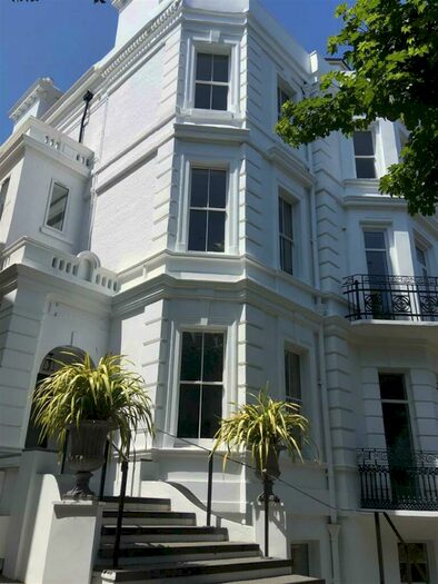 2 Bedroom Apartment To Rent In Trinity Crescent, Folkestone, CT20