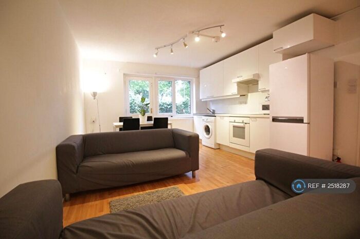 4 Bedroom Flat To Rent In Carrol Close, London, NW5