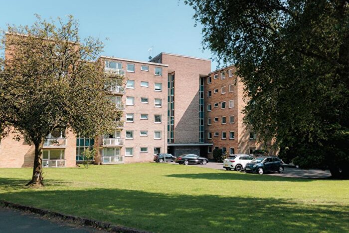 1 Bedroom Flat For Sale In Flat Whittingehame Court, Great Western Road, Kelvindale, Glasgow, G12