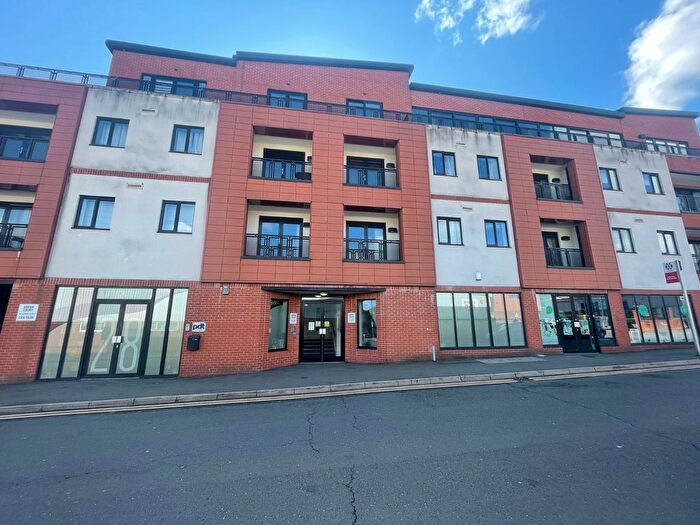 2 Bedroom Flat To Rent In Clement Street, Birmingham, West Midlands, B1