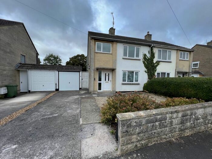 3 Bedroom Property To Rent In Winscombe Court, Frome, Somerset, BA11