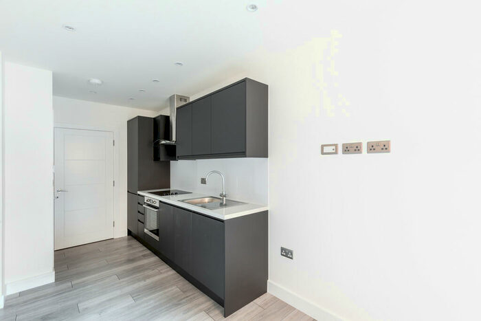 1 Bedroom Apartment To Rent In Thanet Place, CR0