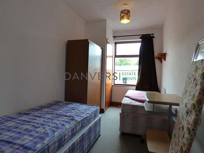 2 Bedroom Terraced House To Rent In Filbert Street, Leicester, LE2