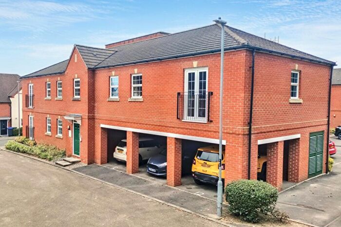 2 Bedroom Flat For Sale In Harnham, SP2