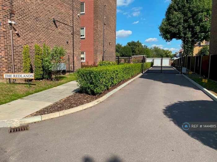 1 Bedroom Flat To Rent In The Redlands, Beckenham, BR3