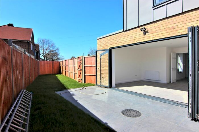 2 Bedroom Terraced House To Rent In Park Lane, Waltham Cross, Hertfordshire, EN8