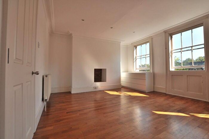 1 Bedroom Flat To Rent In Hackney Road, London, E2