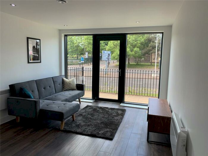 1 Bedroom Apartment To Rent In The Quadrant, Summer Hill Street, Birmingham, B1