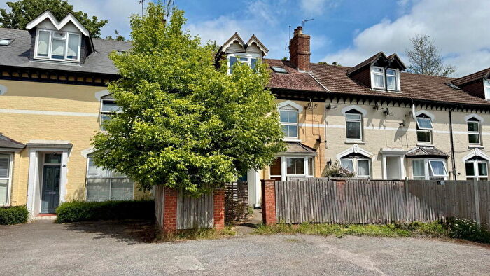 1 Bedroom Flat To Rent In London Road, Newbury, RG14