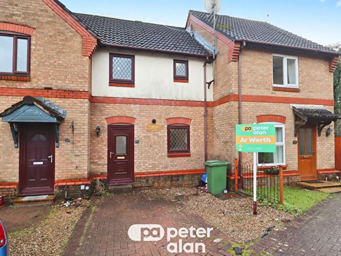 2 Bedroom Terraced House For Sale In Heol Y Cadno, Thornhill, Cardiff, CF14