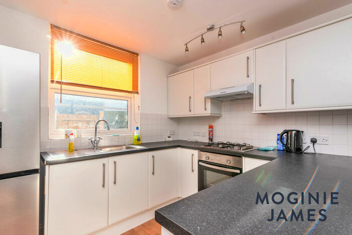 3 Bedroom Semi-Detached House To Rent In Copper Street, Cardiff, CF24