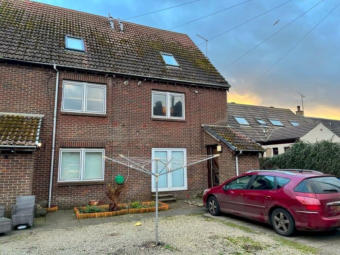 2 Bedroom Maisonette To Rent In Braden Road, Troon, South Ayrshire, KA10