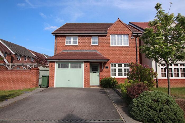 4 Bedroom Detached House For Sale In Ford Close, Scartho Park, DN33