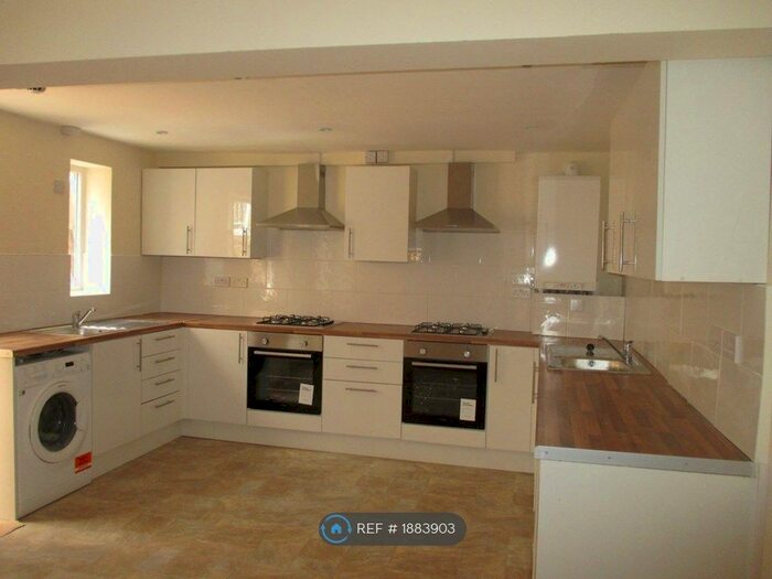 6 Bedroom Terraced House To Rent In Garmoyle Road, Liverpool, L15