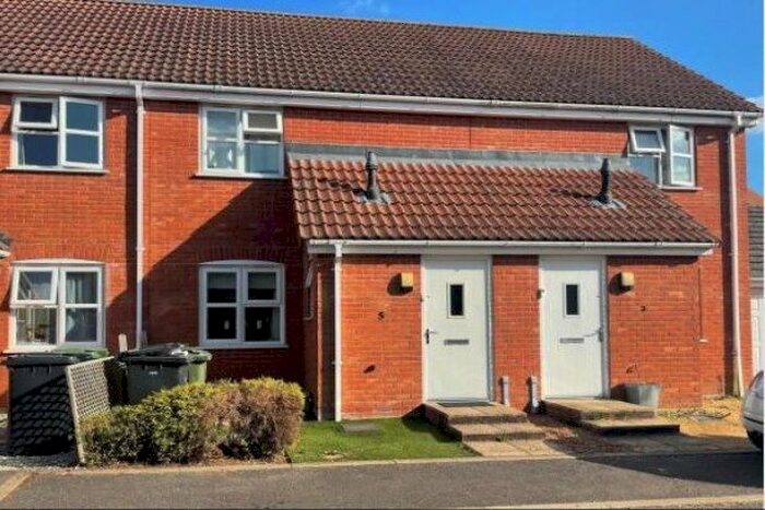 2 Bedroom Property To Rent In Piebald Close, Downham Market, PE38