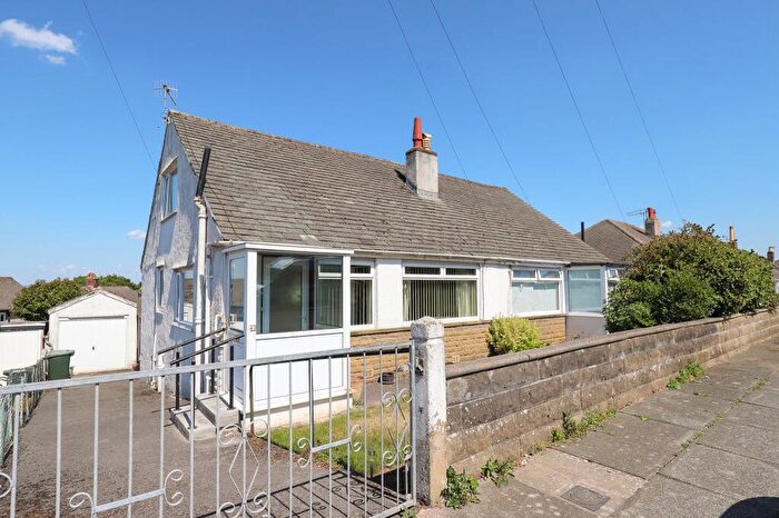 2 Bedroom Bungalow For Sale In Threshfield Avenue, Heysham, Morecambe, LA3