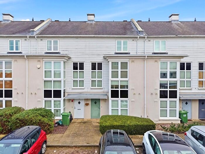 4 Bedroom Town House For Sale In Revere Way, Epsom, KT19