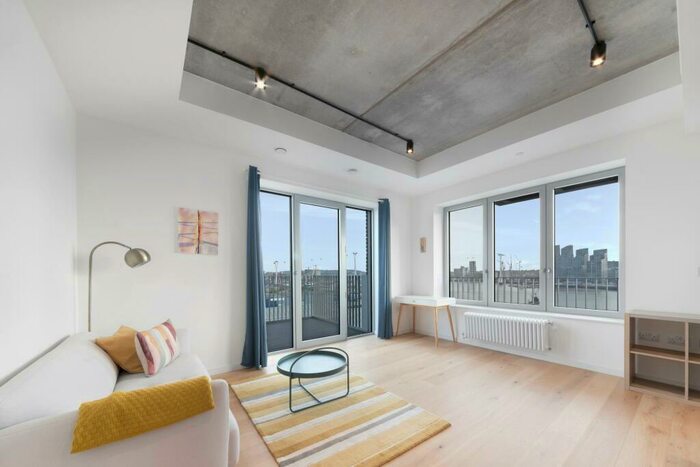 1 Bedroom Apartment To Rent In Serapis House, Goodluck Hope, London, E14