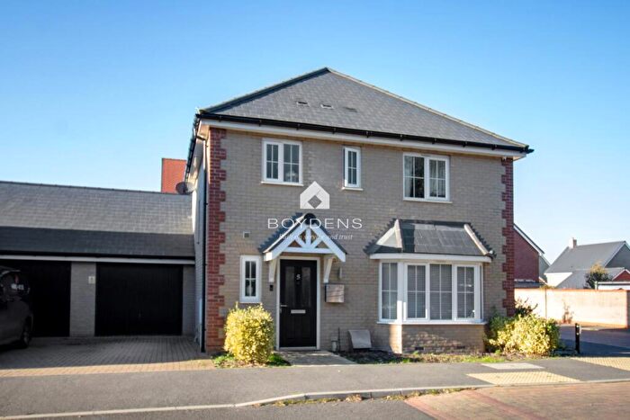 3 Bedroom Detached House For Sale In Memorial Way, North Colchester, CO4