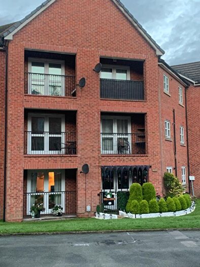 1 Bedroom Flat To Rent In Kingsbury Close, Bury, BL8
