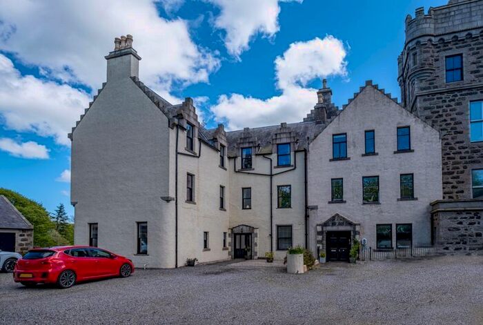 5 Bedroom Property For Sale In Mackenzie Drive, Daviot, Inveruie., AB51