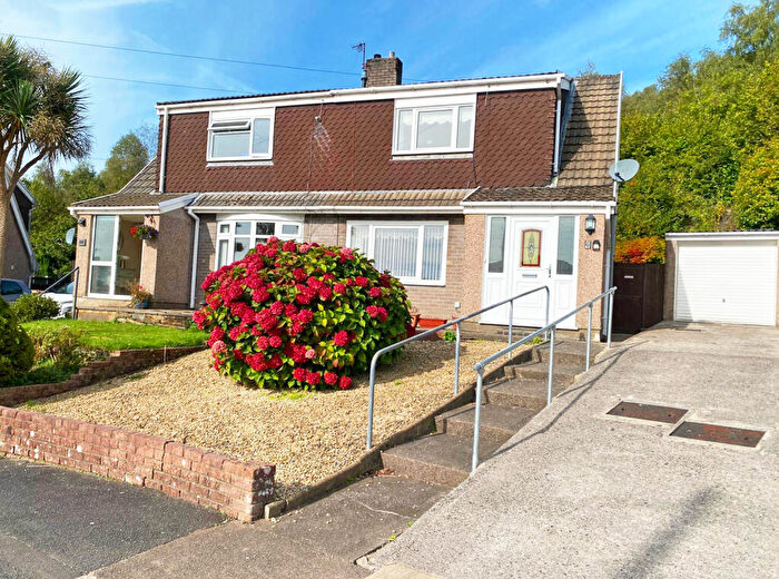3 Bedroom Semi Detached House For Sale In Heathlands, Ystrad Mynach, Hengoed, CF82