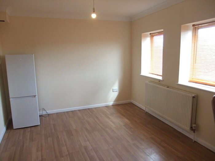 1 Bedroom Flat To Rent In Cardigan Road, Bournemouth, Dorset, BH9
