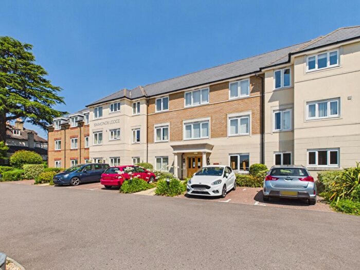 1 Bedroom Flat For Sale In Havant Road, Drayton, Portsmouth, PO6