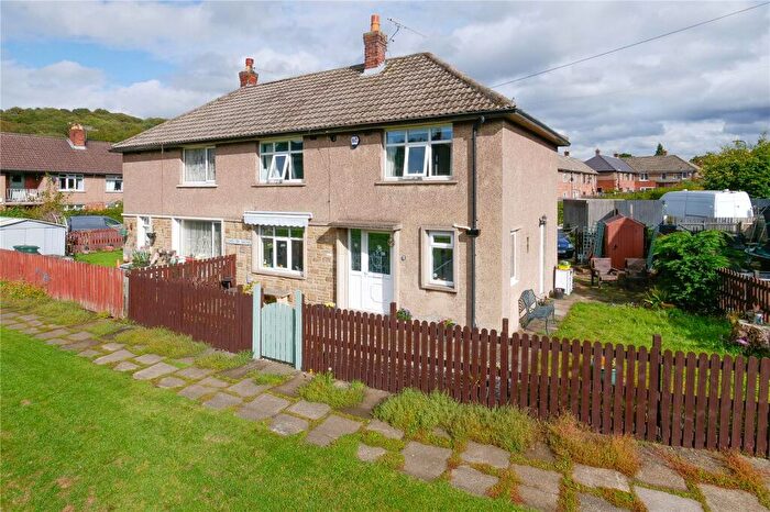 3 Bedroom End Of Terrace House For Sale In Coniston Grove, Baildon, Shipley, West Yorkshire, BD17