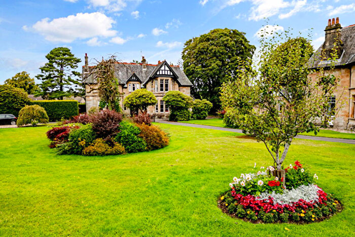 3 Bedroom Semi-Detached House For Sale In Love Avenue, Quarrier's Village, PA11