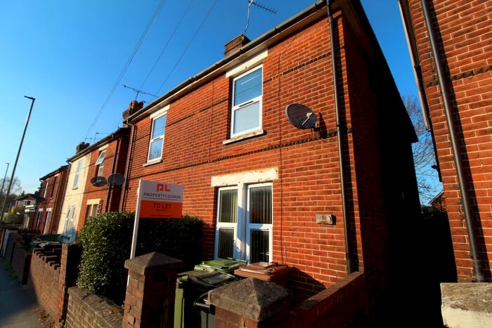 4 Bedroom Semi Detached House To Rent In Guildford Park Road, Guildford, GU2