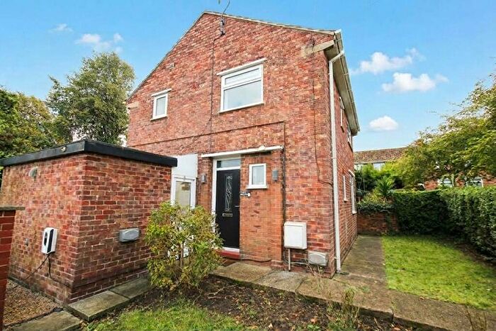 3 Bedroom End Of Terrace House For Sale In Park Avenue, Weaverham, CW8