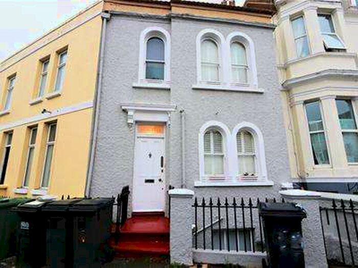 1 Bedroom Terraced House To Rent In Bourne Street, Eastbourne, BN21