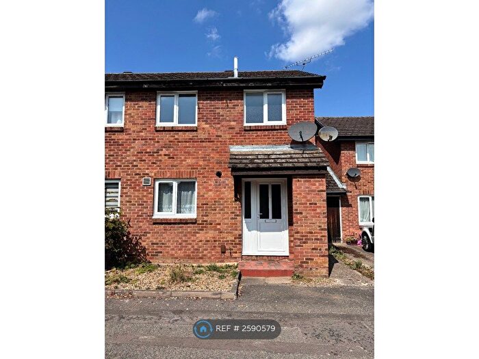 3 Bedroom Semi-Detached House To Rent In Milton Drive, Newport Pagnell, MK16